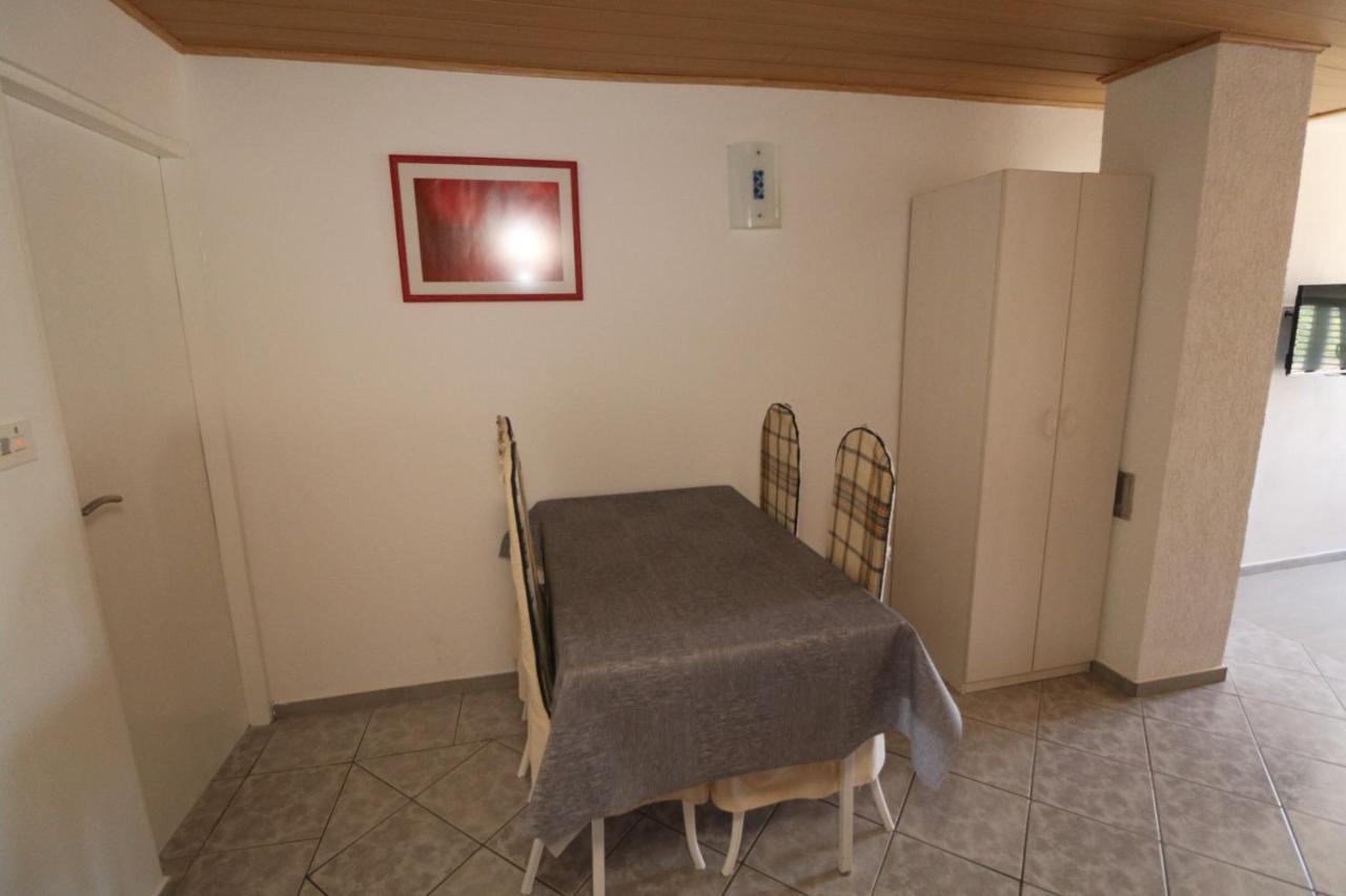 Apartments With A Parking Space Nin, Zadar - 11402 Екстер'єр фото